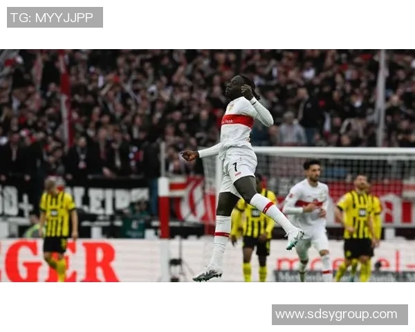 多特蒙德主场连胜斯图加特难敌彪悍黑黄军团