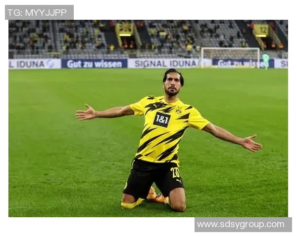 多特蒙德主场大胜，弗赖堡四国杀势不可挡