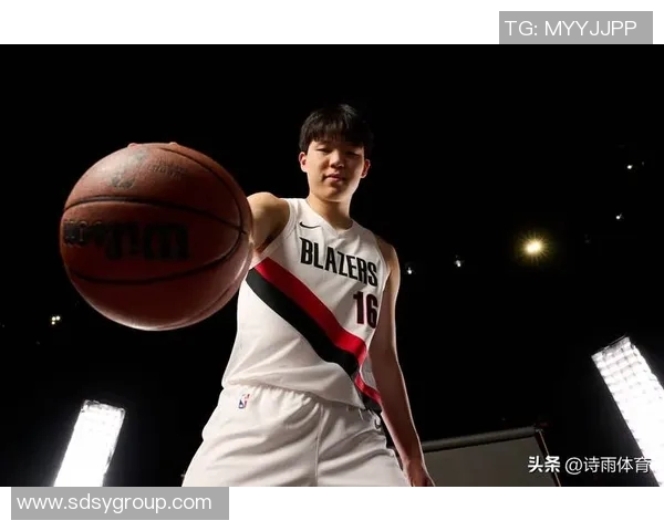 火箭惜败开拓者，巨星表现不俗